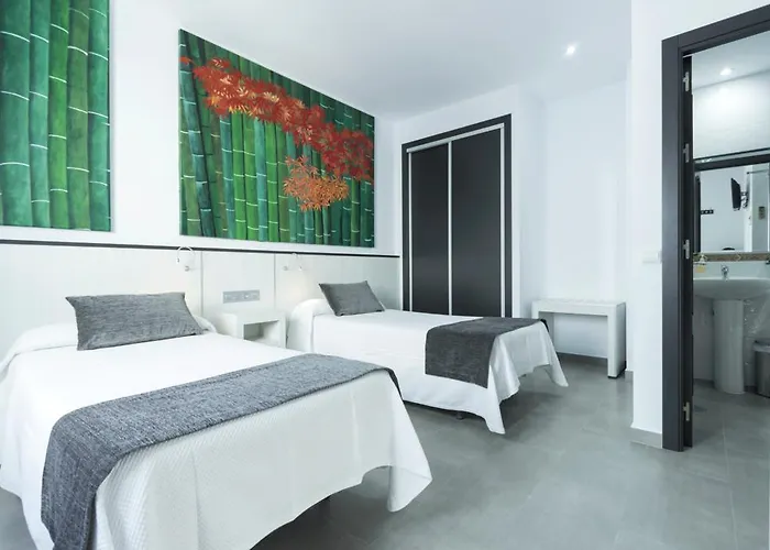 El Yunque בית הארחה 2*